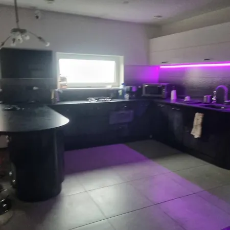 Semesterbostad Serene 4-bedroom House In Historic Rga Riga