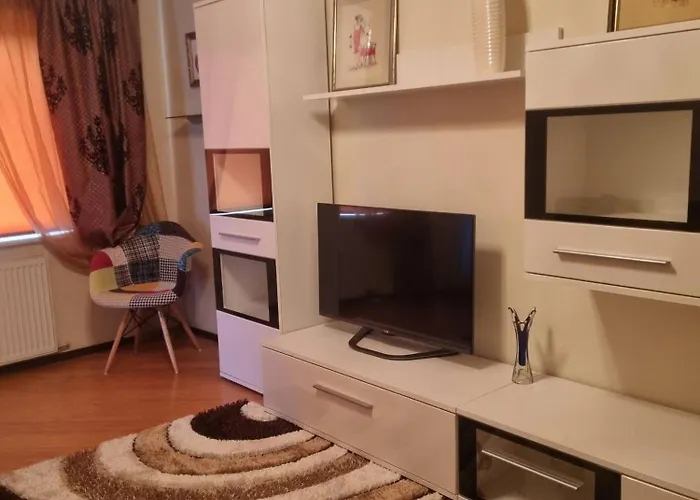 Semesterbostad Serene 4-bedroom House In Historic Rga