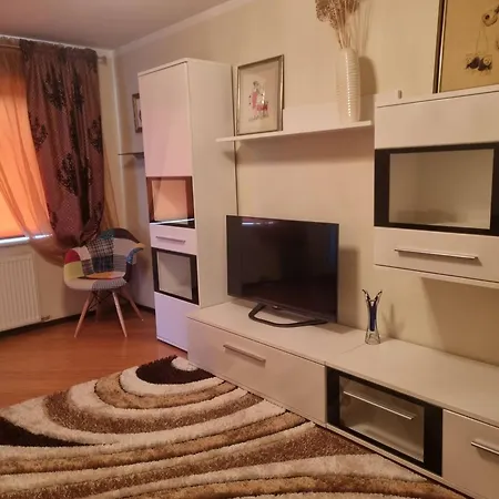 Nyaraló Serene 4-bedroom House In Historic Rga