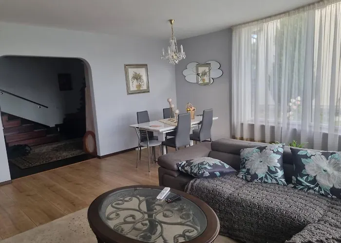 Serene 4-bedroom House In Historic Rga *