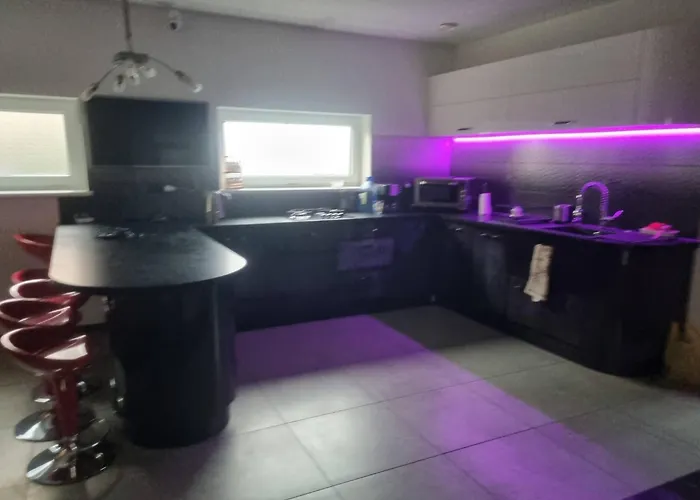 Дом отдыха Serene 4-bedroom House In Historic Rga Рига